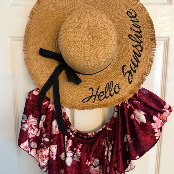 NEW•2X•RED VELVET FLORAL CICI DRESS - Picture 4 of 17